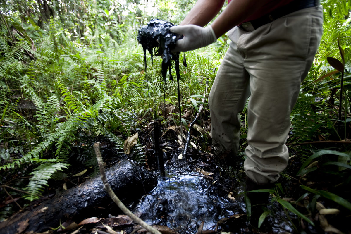 La “mano sucia” de Chevron-Texaco en Ecuador – Cedetrabajo