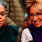 Collage comparativo de Aurora Vergara y Betsy DeVos mostrando similitudes en sus ideas