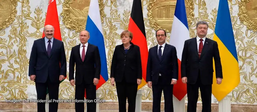 Putin, Merkel, Hollande y Poroshenko en diálogo de paz en Minsk