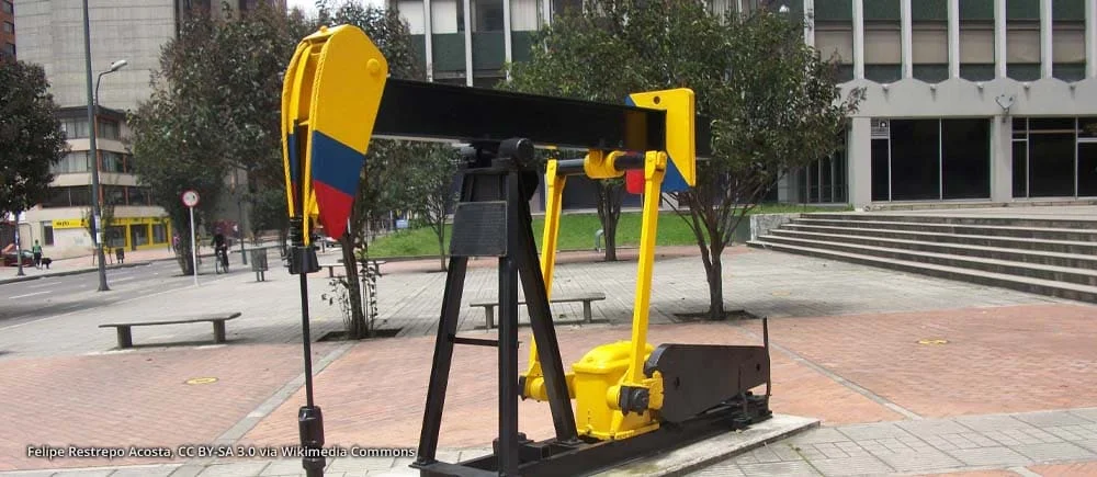 Monumento a Ecopetrol en Bogotá Monumento a Ecopetrol en espacio público de Bogotá