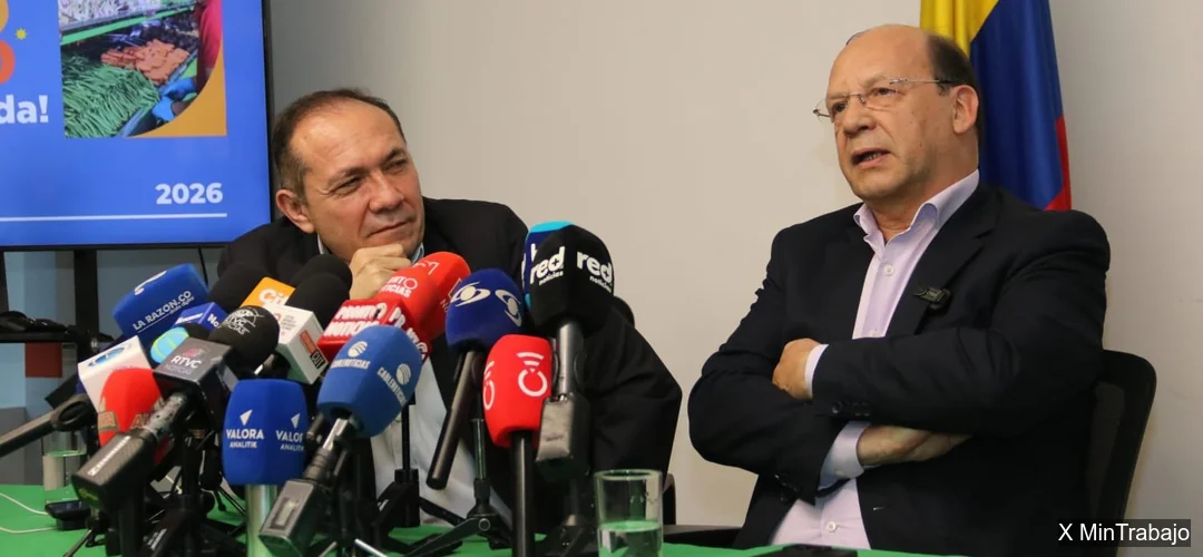 Ministros hablan del aumento del salario mínimo en 2026 ante prensa
