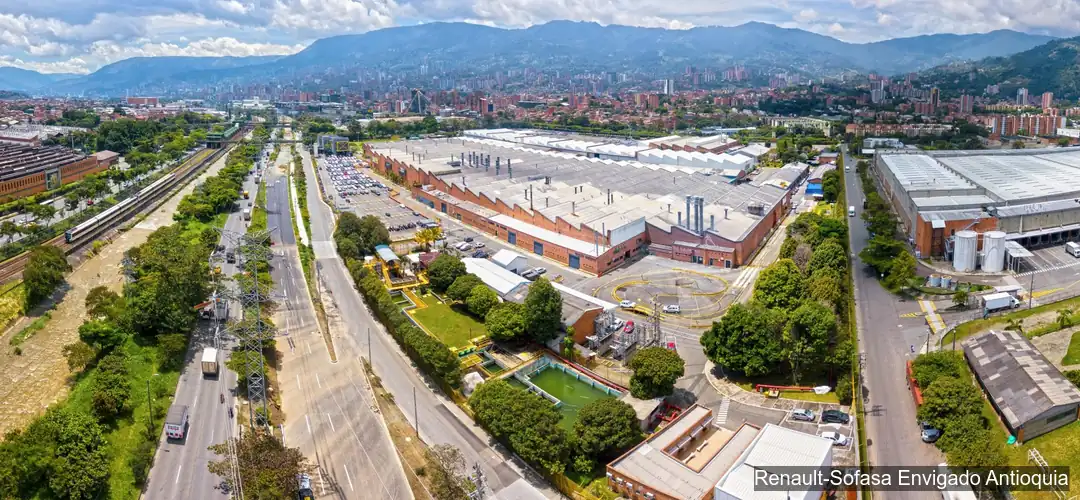 Planta Renault Sofasa en Envigado relacionada con empleo industrial